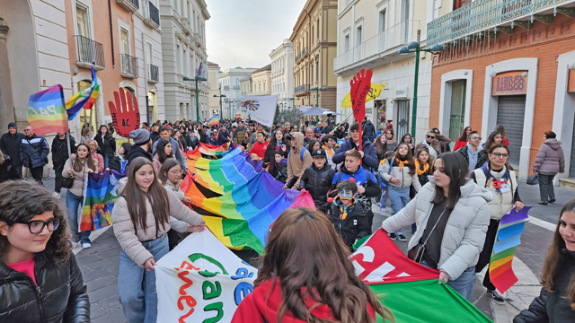 Benevento, dalla marcia per la pace un messaggio di speranza e impegno civico – NTR24.TV