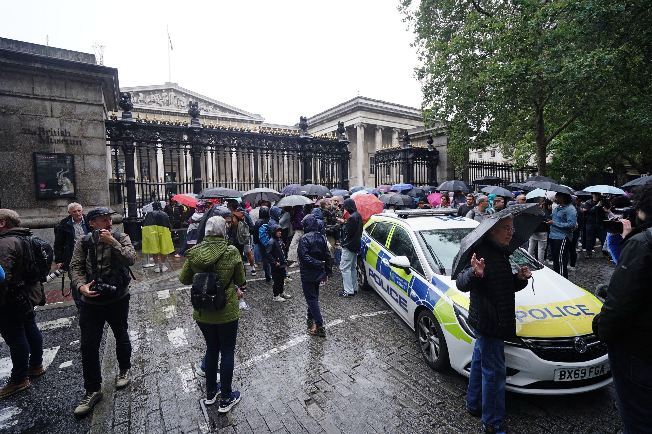 British Museum, ex dipendente spegne sistemi informatici: cosa è successo