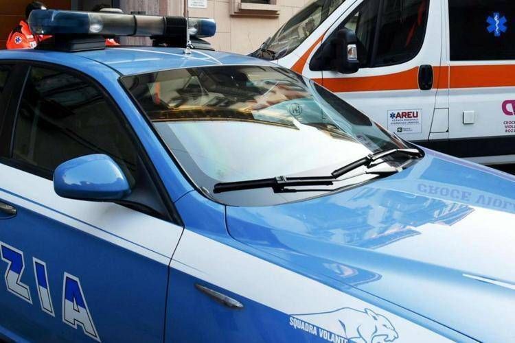 Entrano in una villa abbandonata ‘per gioco’ e trovano due cadaveri