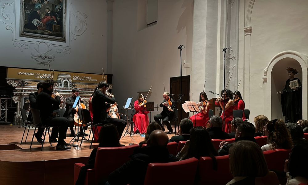 Un viaggio tra culture musicali: successo per l’Accademia di Santa Sofia e il violoncellista Daniele Squitieri – NTR24.TV