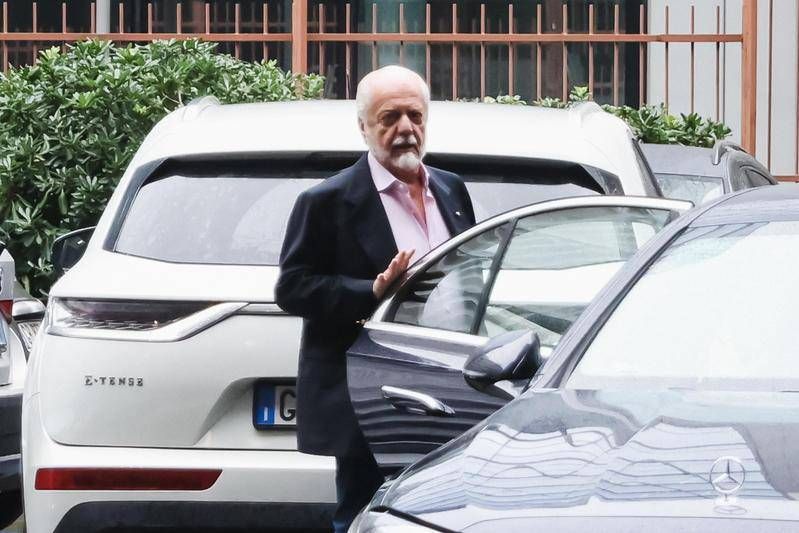 De Laurentiis, chiesto processo per falso in bilancio su Osimhen e Manolas