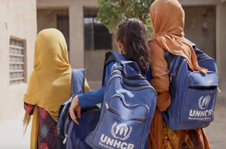 Bambini rifugiati, in 7,2 milioni sono esclusi dalla scuola: al via campagna Unhcr