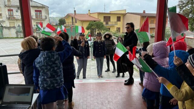 “Contro il bullismo insieme”: la Polizia di Stato incontra gli studenti sanniti – NTR24.TV