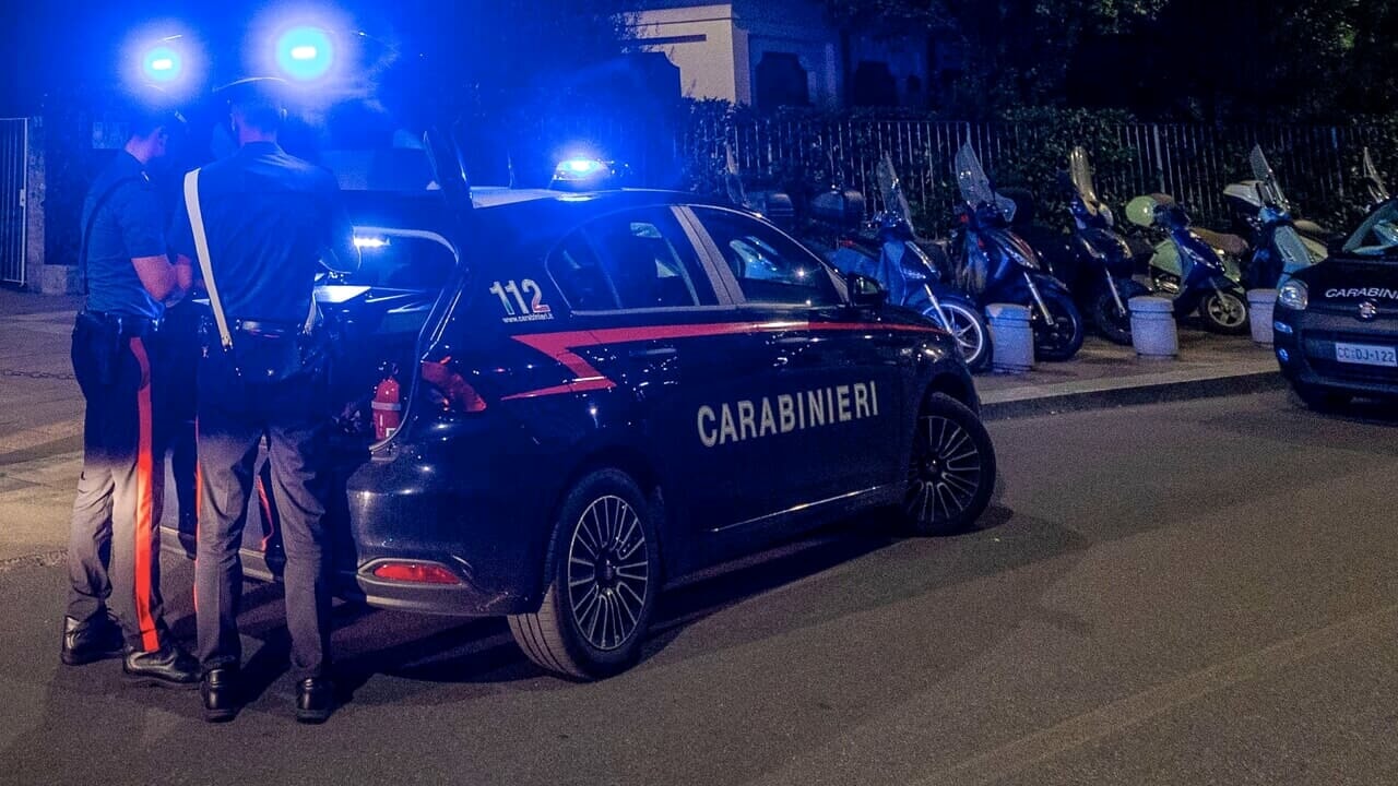 Napoli, omicidio al centro della città: morto un 20enne