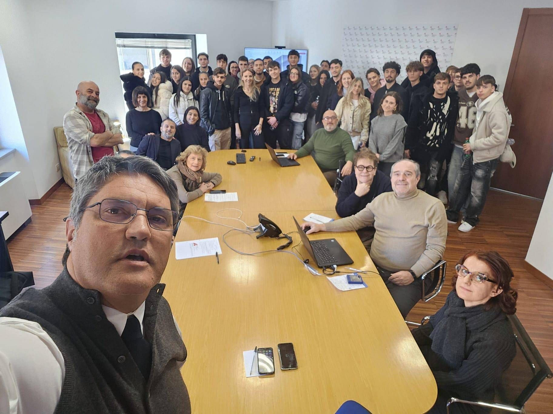 La visita degli studenti del Pirelli all’Adnkronos